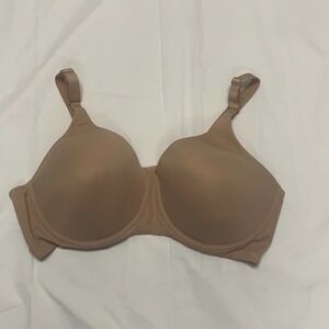 Maternity Beige Bra with front strap clips for easy feeding. Size 44C. EUC.